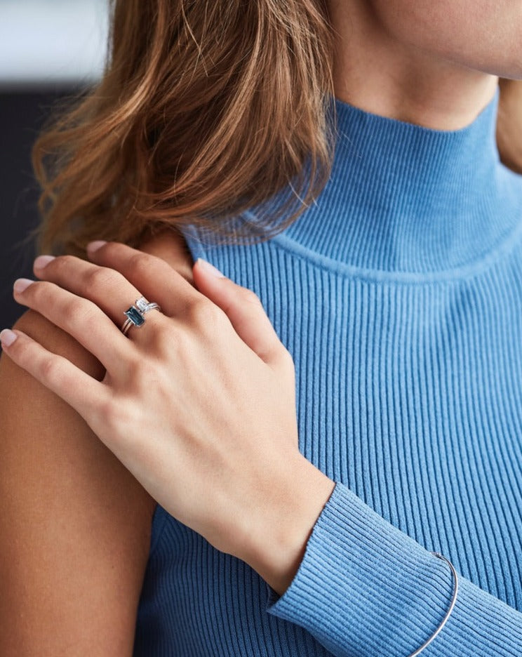 Nord London Blue Ring Turned - 18kt Hvitt Gull