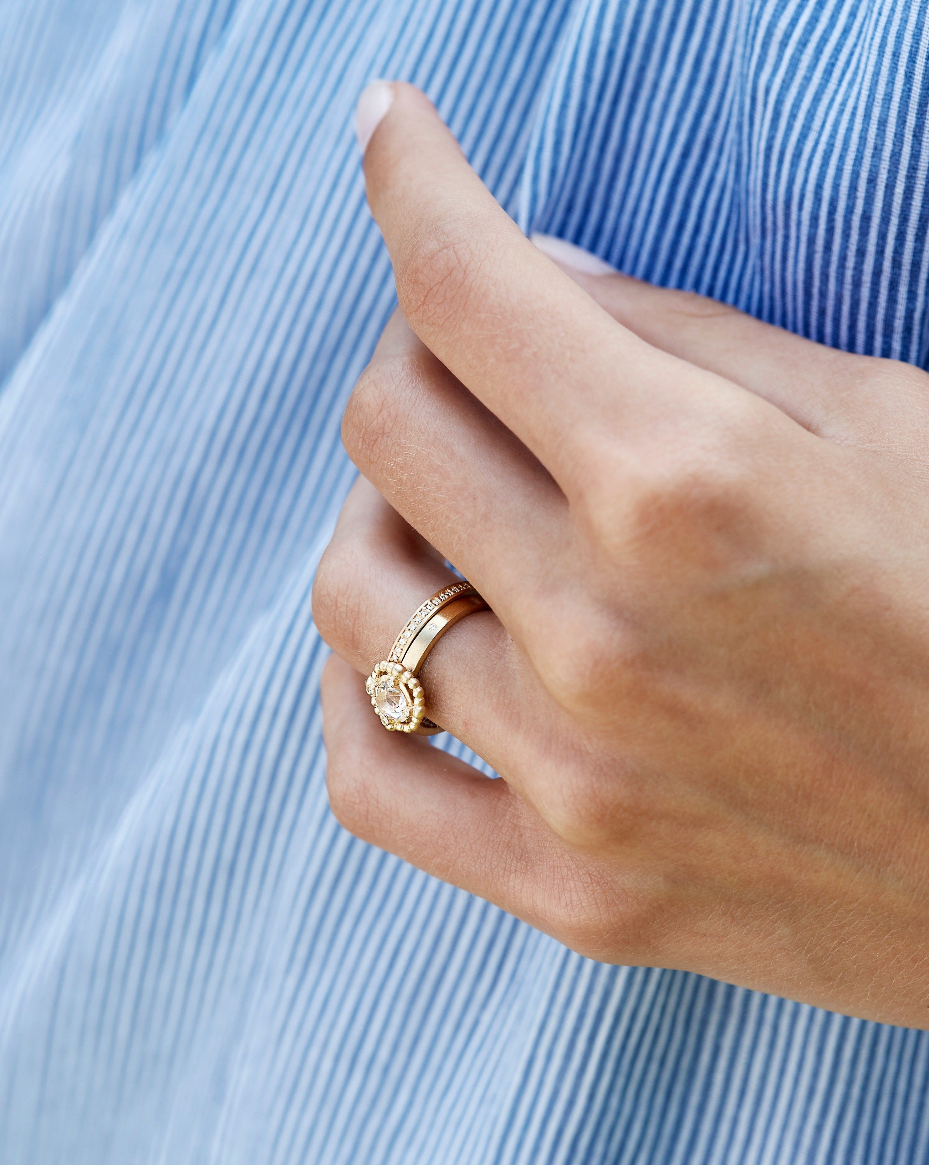 Orbit Rose Ring - 18kt Gult Gull