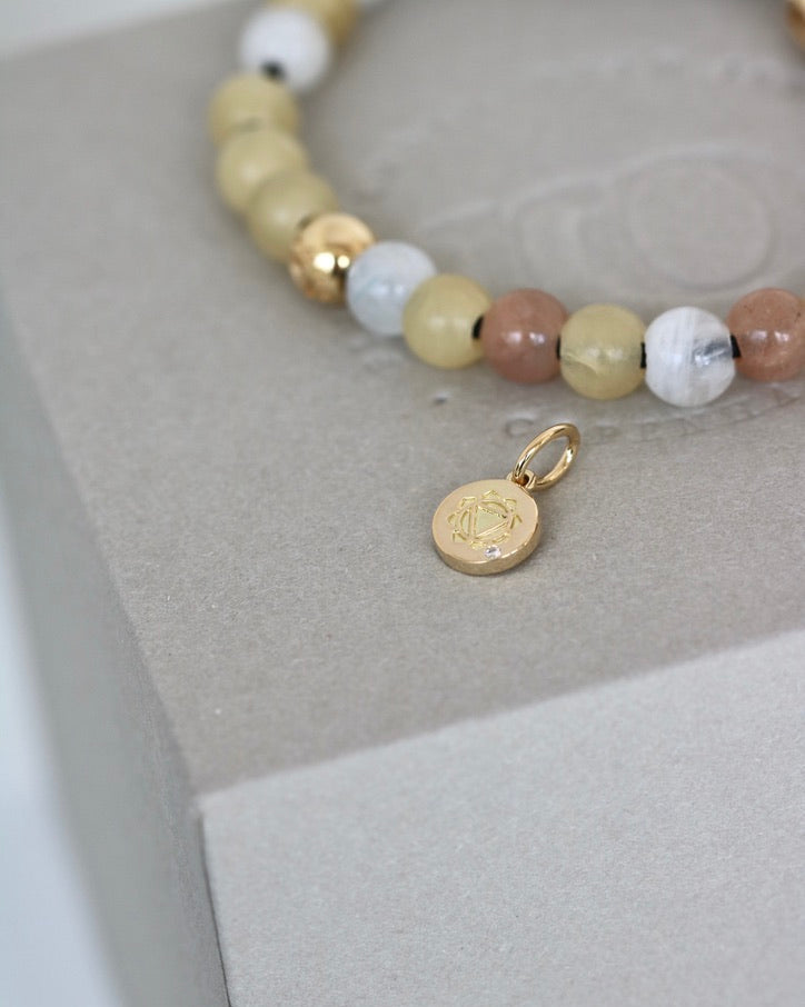 Inner Peace Solar Plexus Chakra Anheng - 18kt Gult Gull