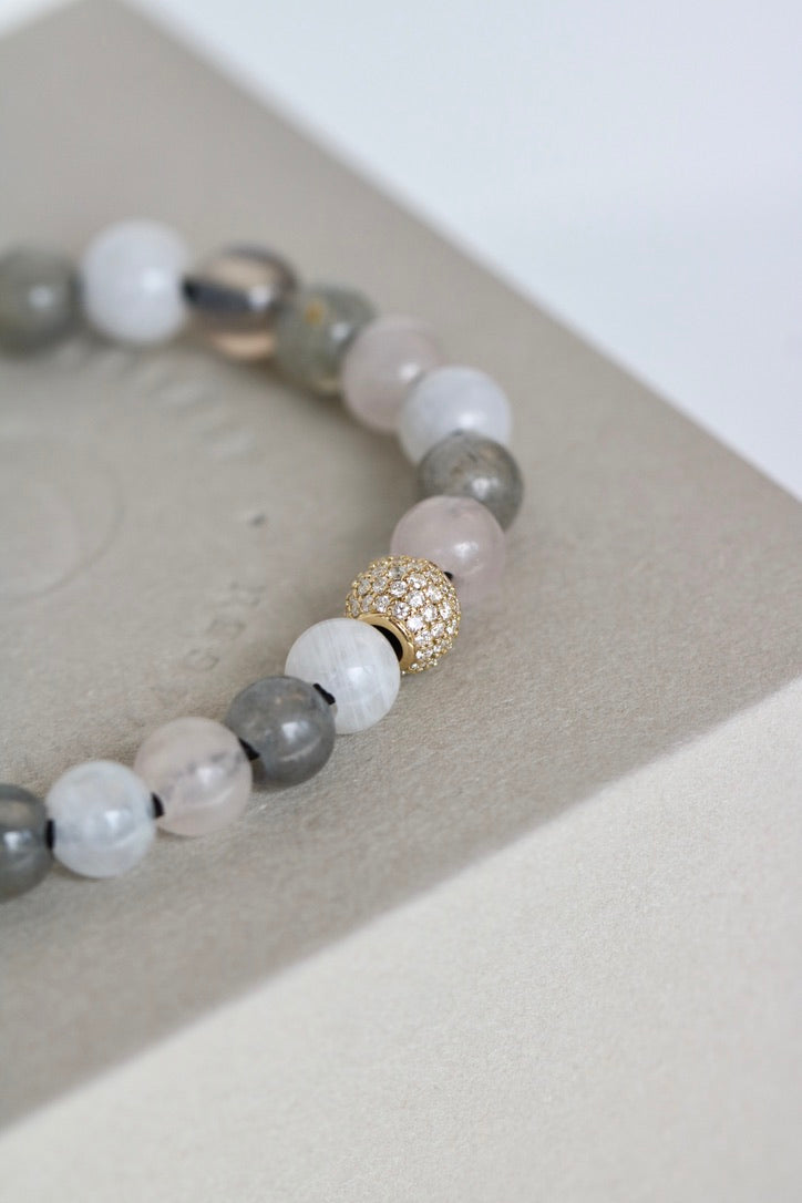 Inner Peace Petit Diamantperle - 18kt gult gull