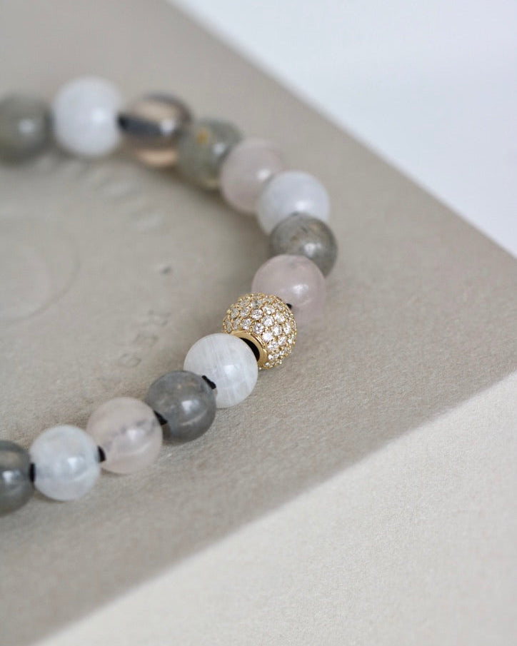 Inner Peace Petit Diamantperle - 18kt gult gull
