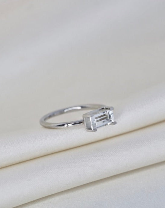 Nord White Ring - 18kt Hvitt Gull