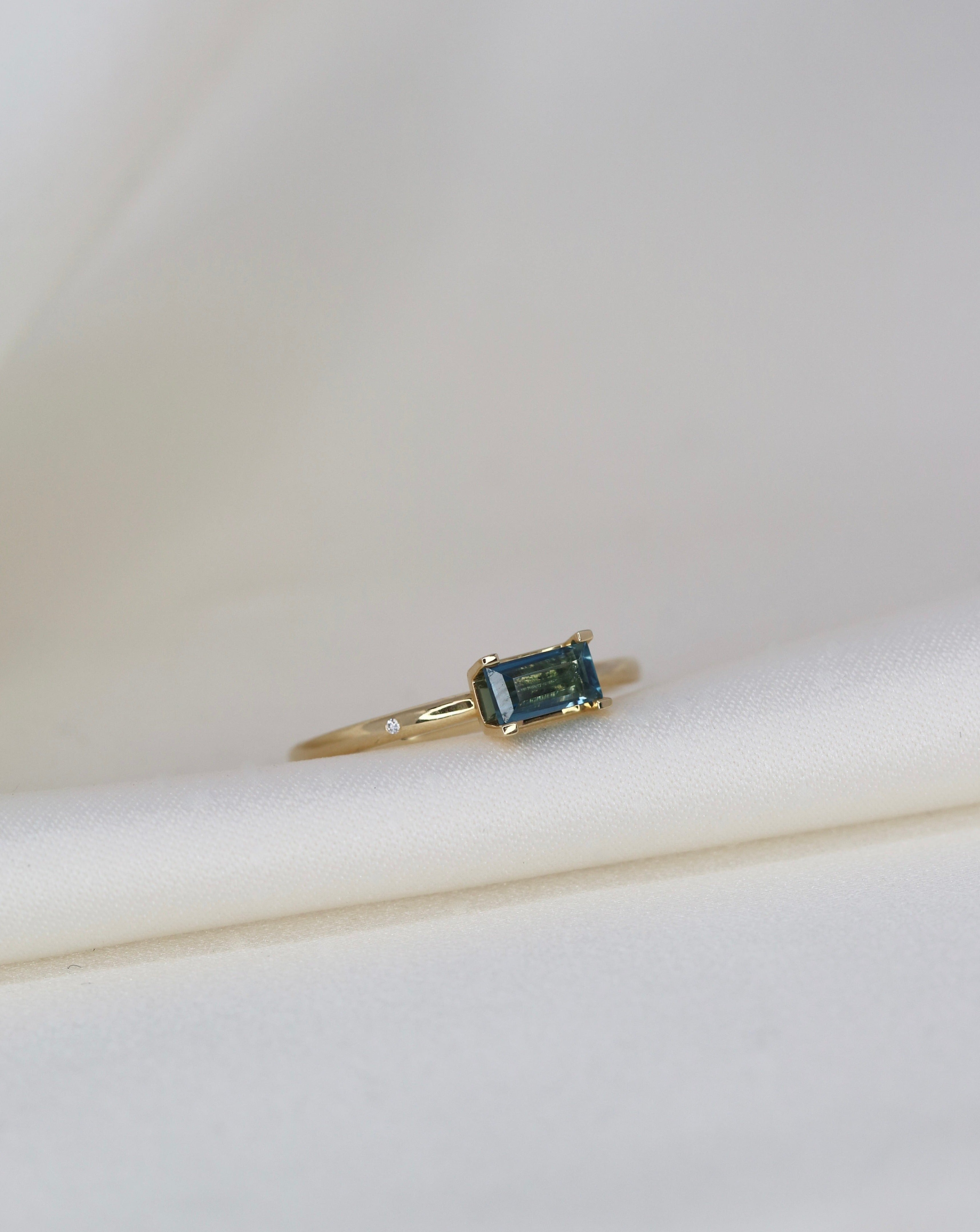 Nord London Blue Ring S - 18kt Gult Gull