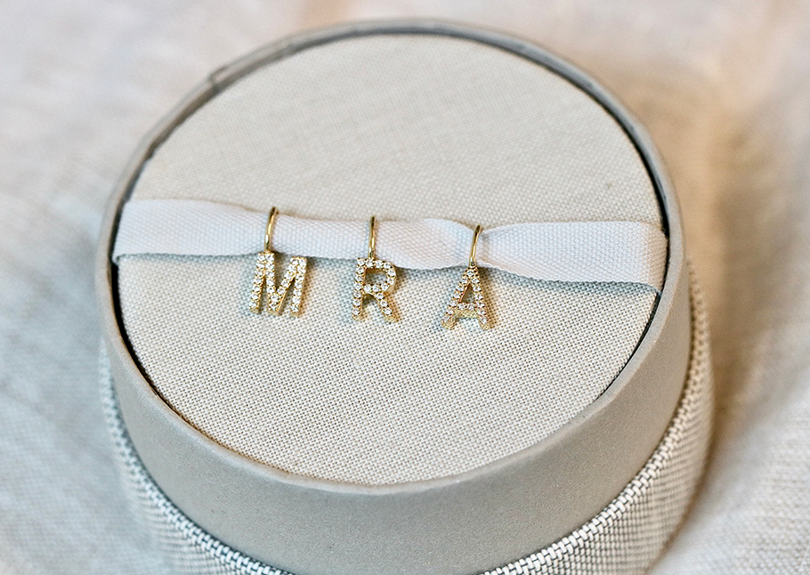 My R Diamant Anheng - 18kt Gult Gull