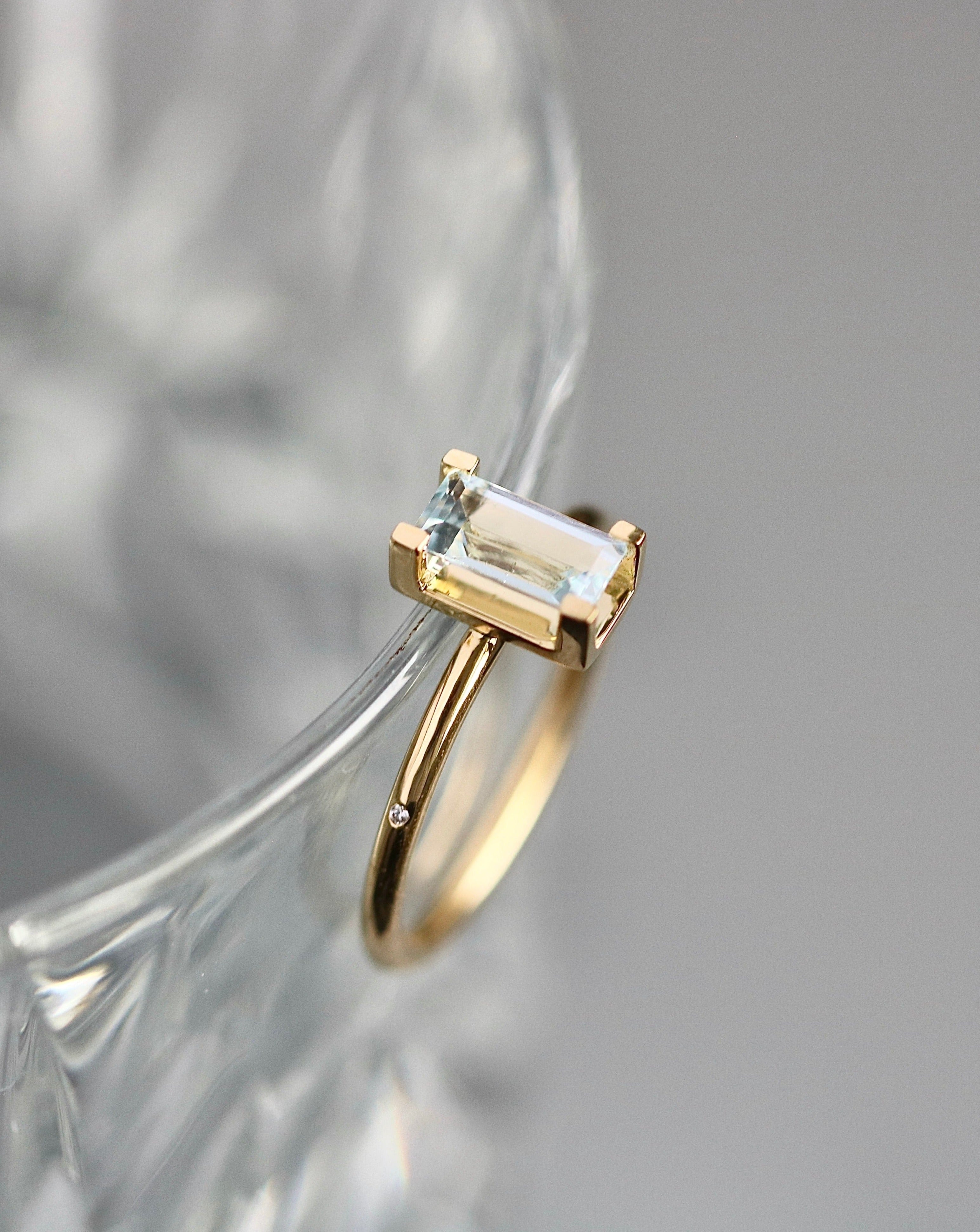 Nord Blue ring turned - 18kt Gult Gull