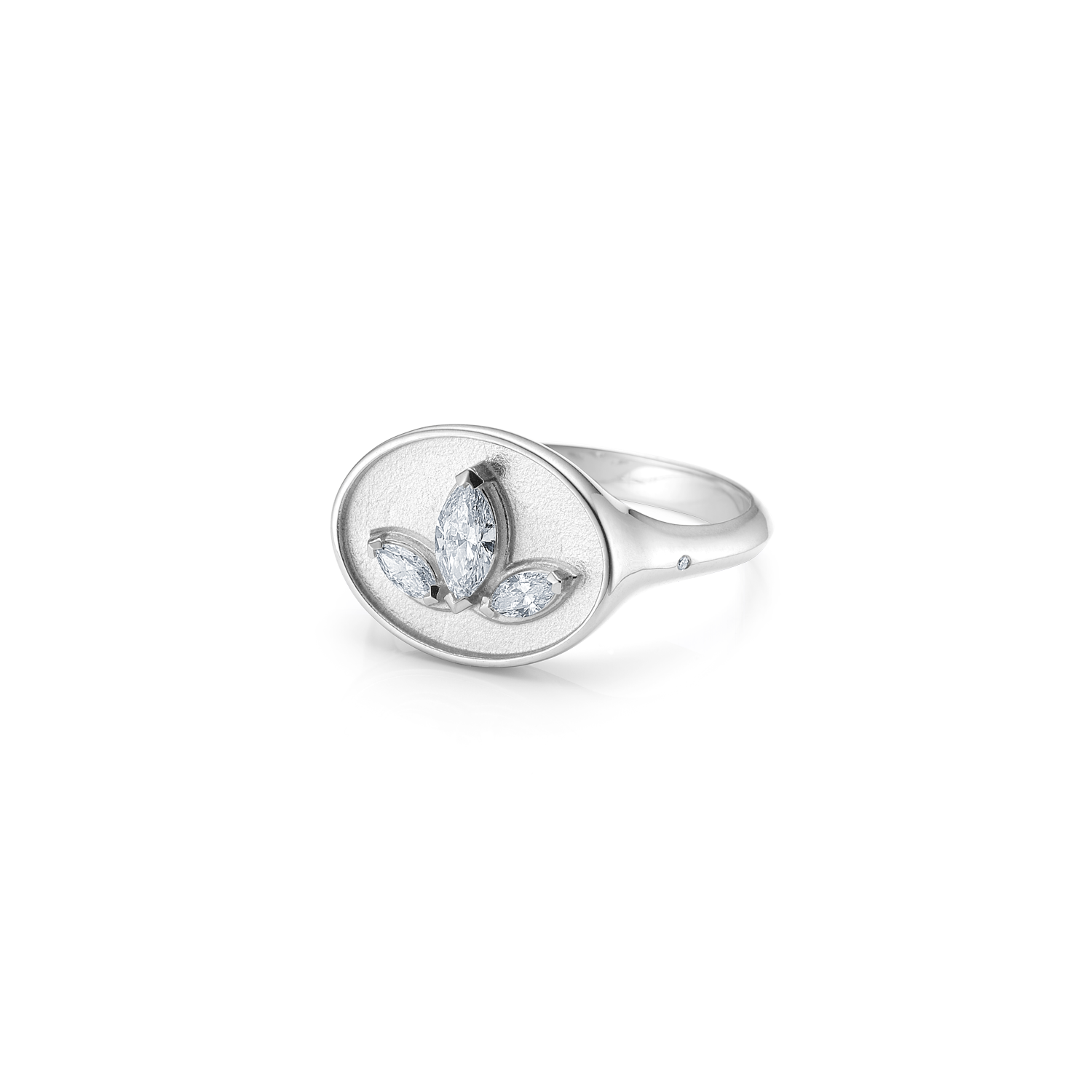 Inner Peace Lotus Diamantring - 18kt Hvitt Gull