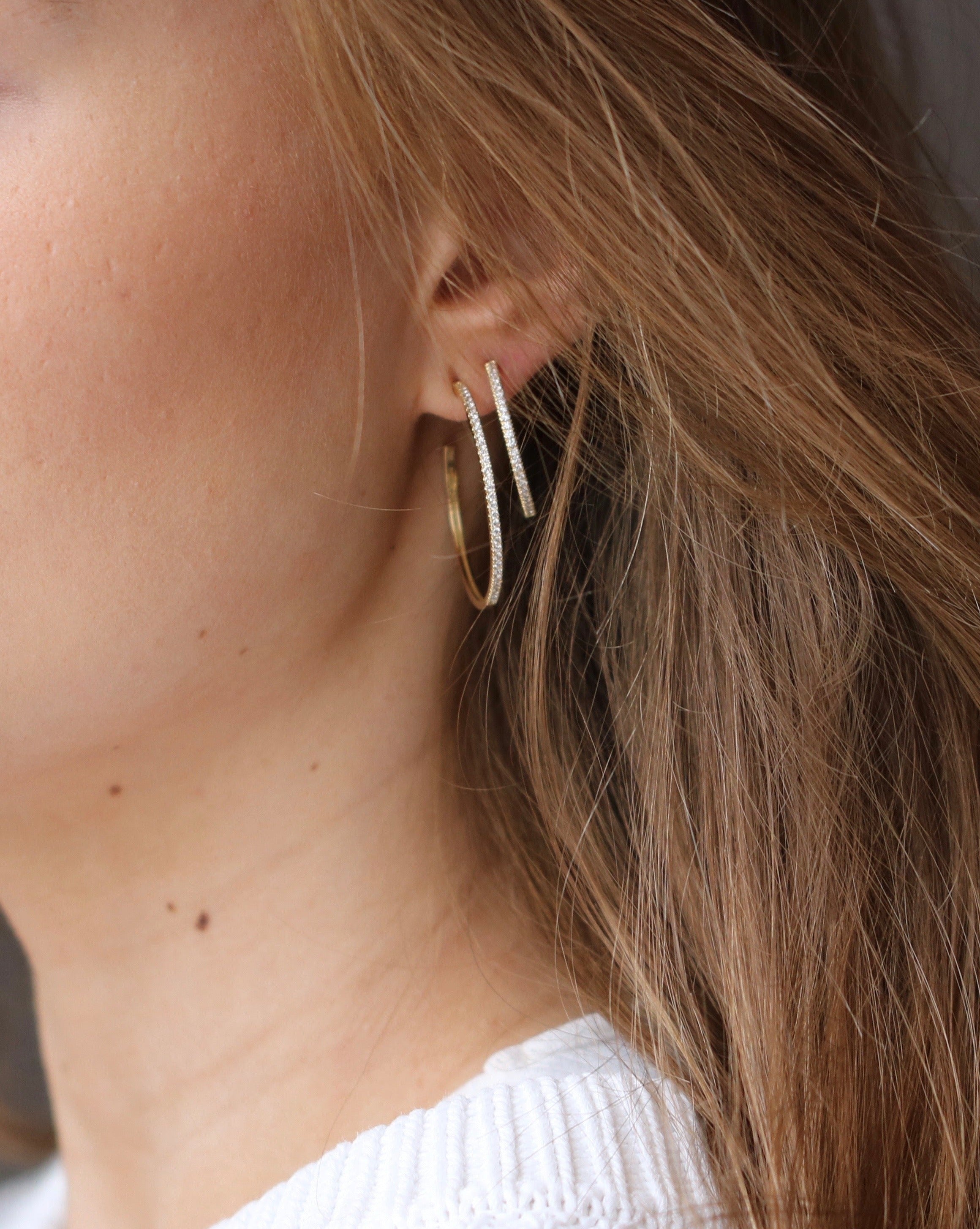 Rock Classic Diamant Hoop M - 18kt Gult Gull