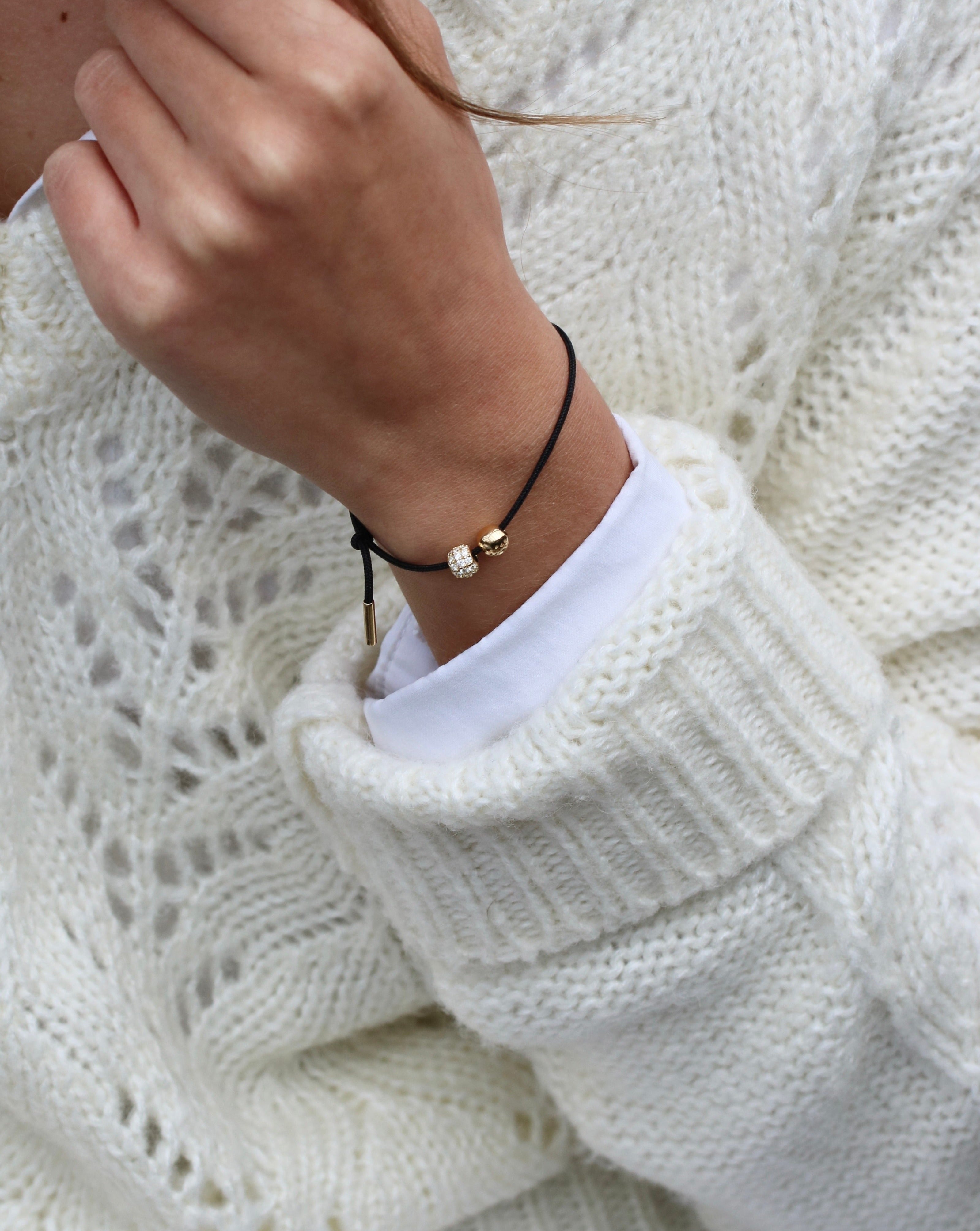 Inner Peace Armbånd Svart Ledning - 18kt Hvitt Gull
