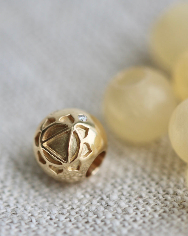 Inner Peace Solar Plexus Chakra Bead - 18kt Yellow Gold