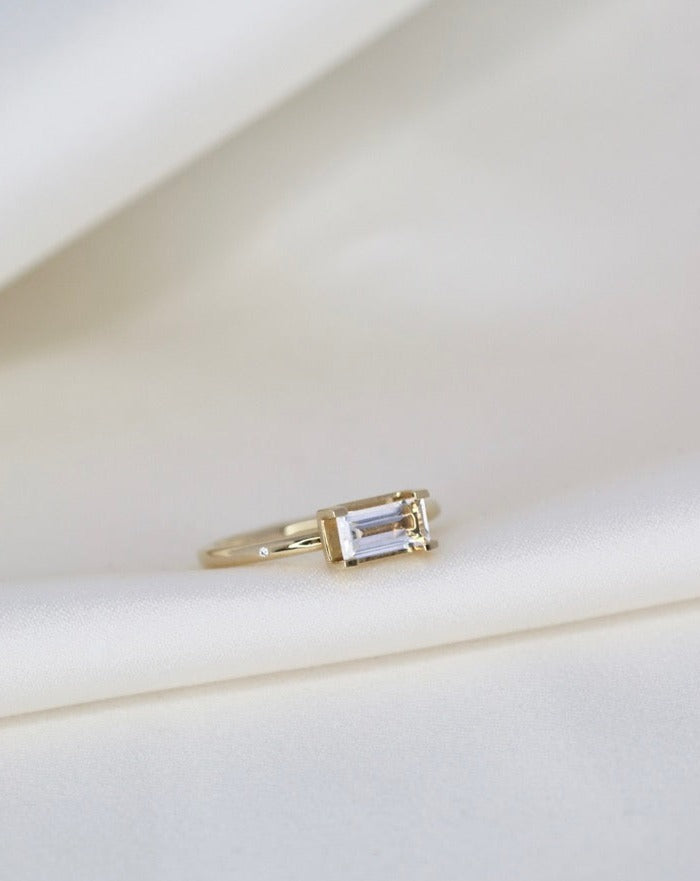 Nord White Ring - 18kt Gult Gull