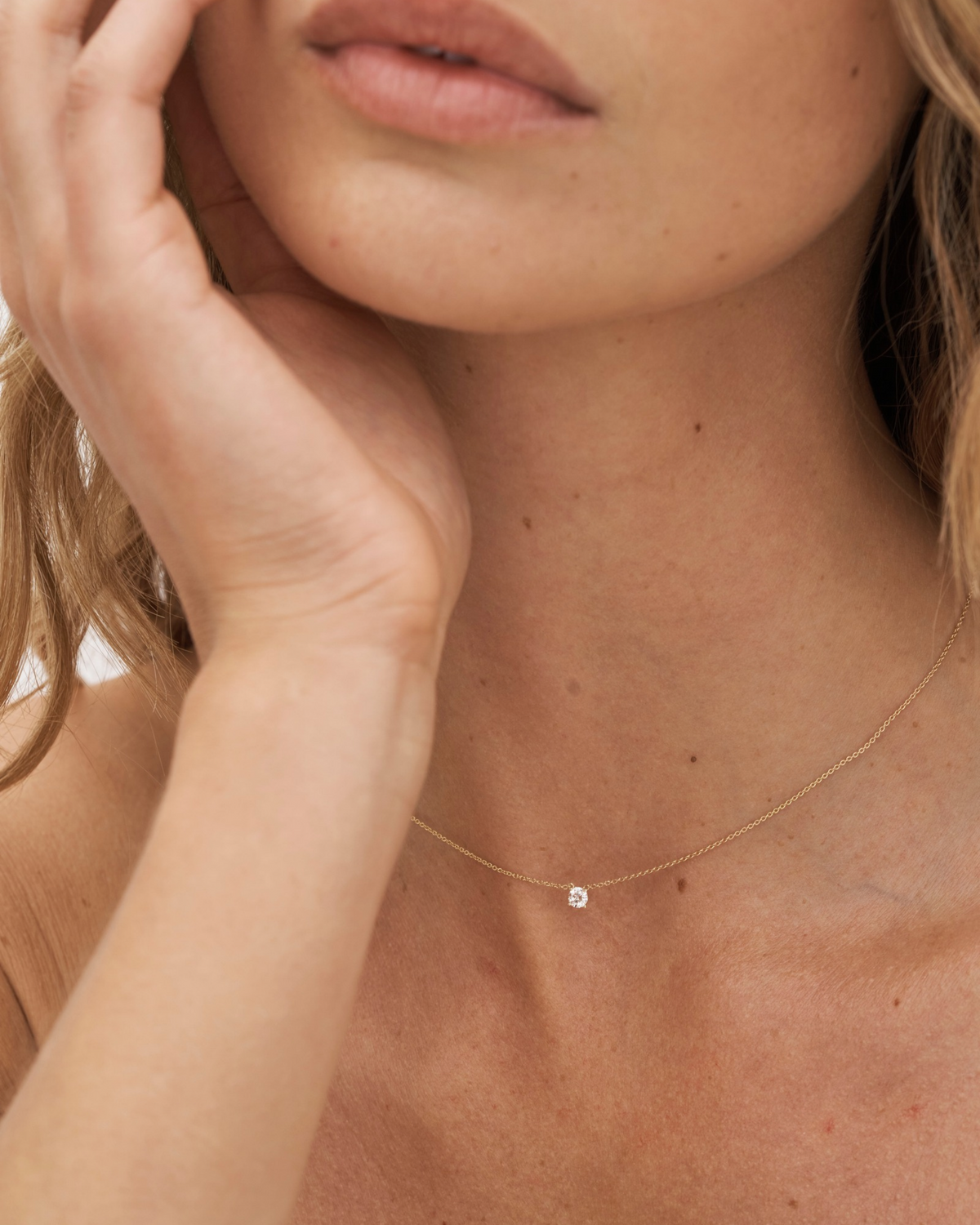 Rock Classic Floating diamant halskjede II - 18kt Gult Gull