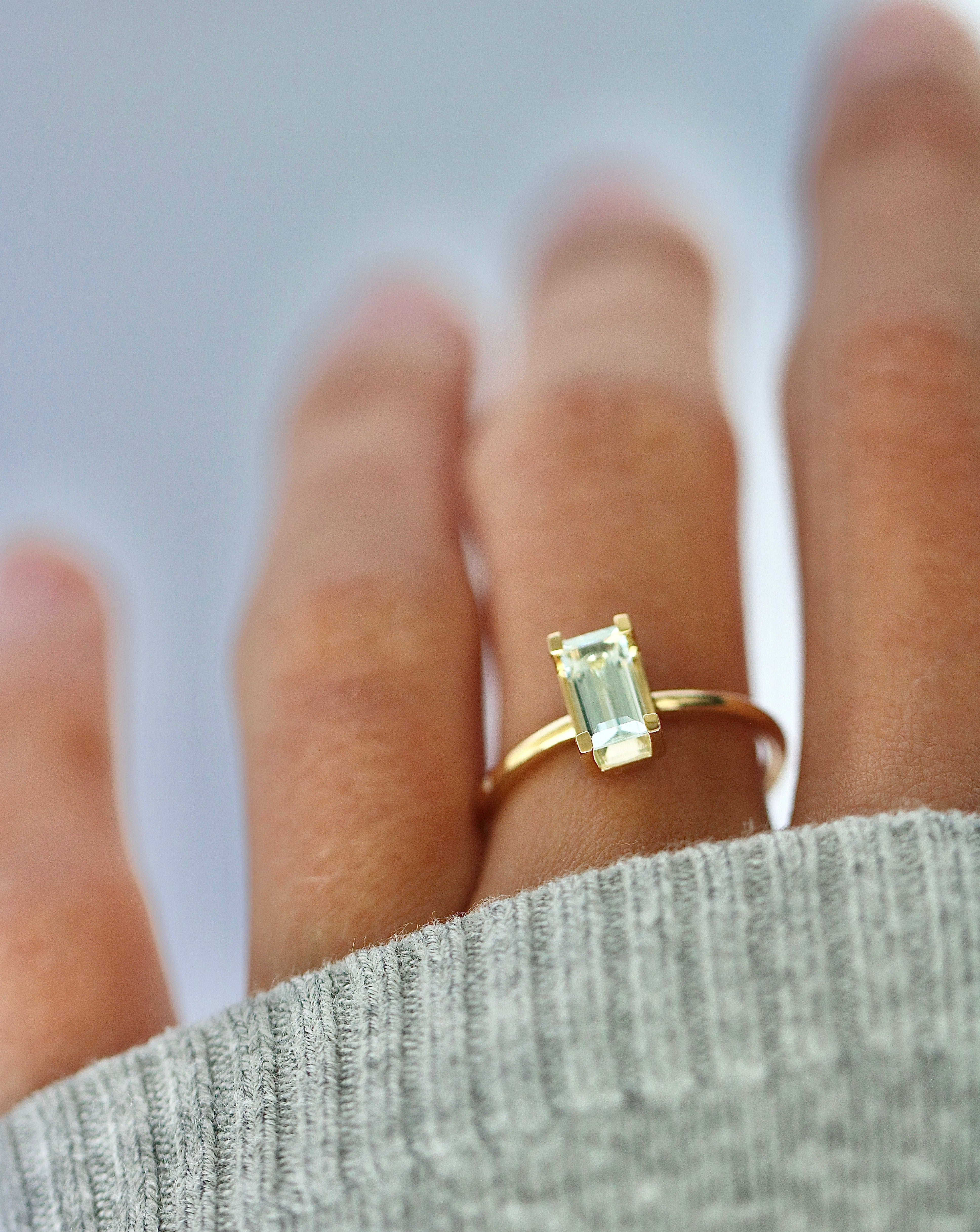 Nord Blue ring turned - 18kt Gult Gull