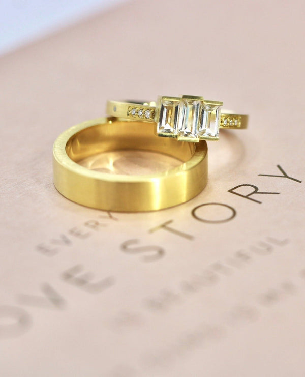 Meant to Be Her Ring - 18kt Yellow Gold