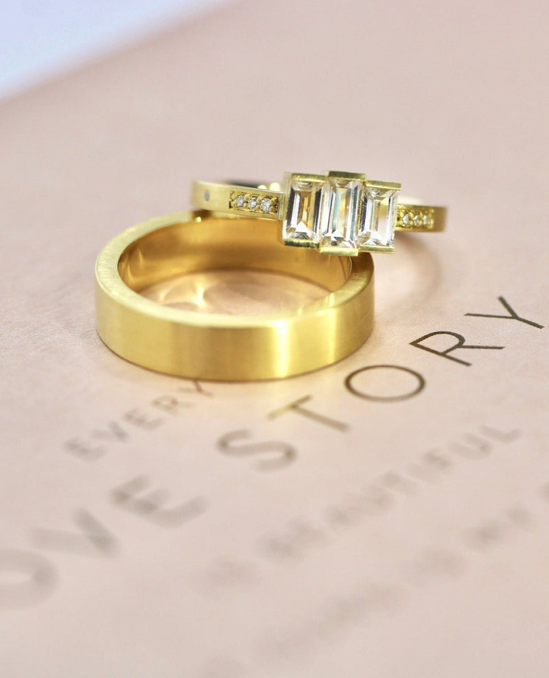 Meant to Be Her Ring - 18kt Yellow Gold