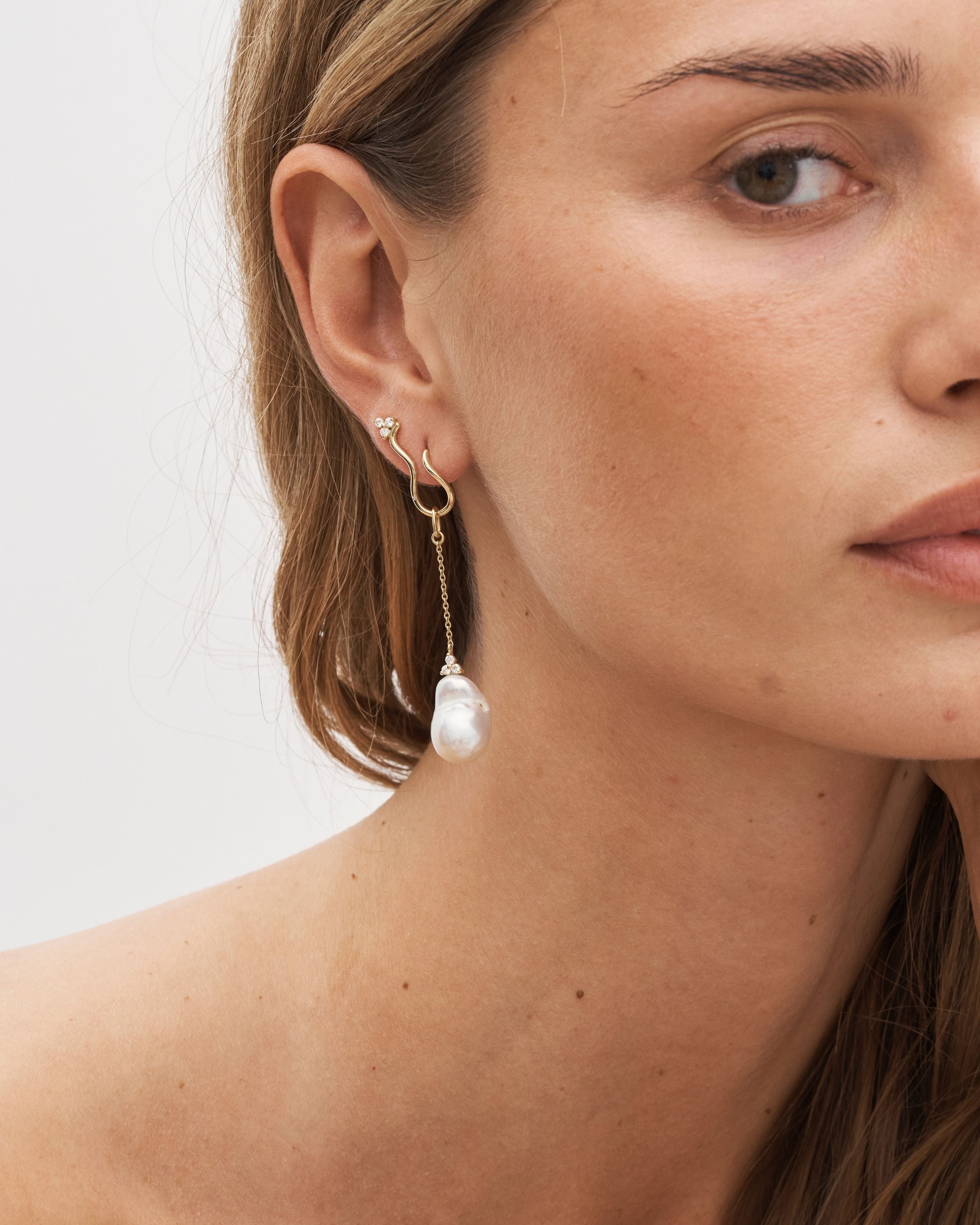 Fryd Barokk Perle Øre-Anheng - 18kt Gult Gull