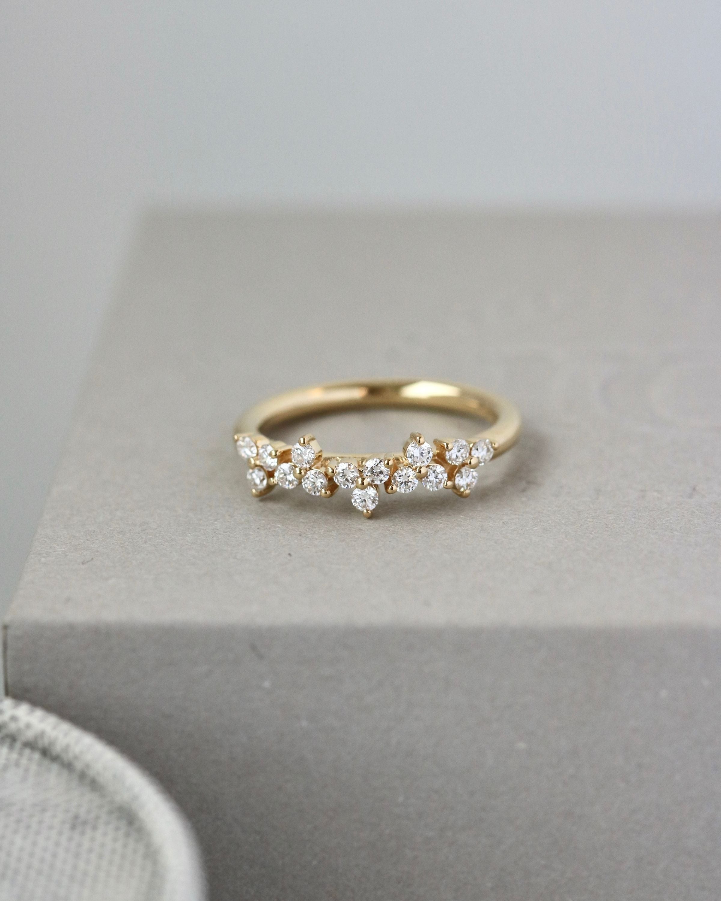 Fryd Diamantring L - 18kt Gult Gull