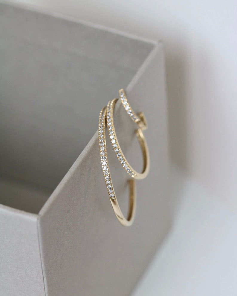 Rock Classic Grey Diamant Hoop M - 18kt Gult Gull