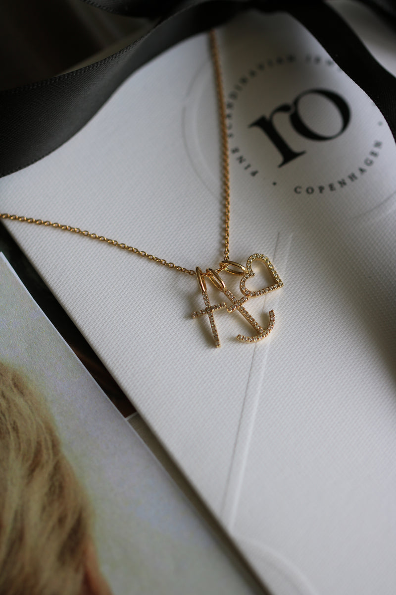 Symbols Open Heart diamant Anheng - 18kt Gult Gull