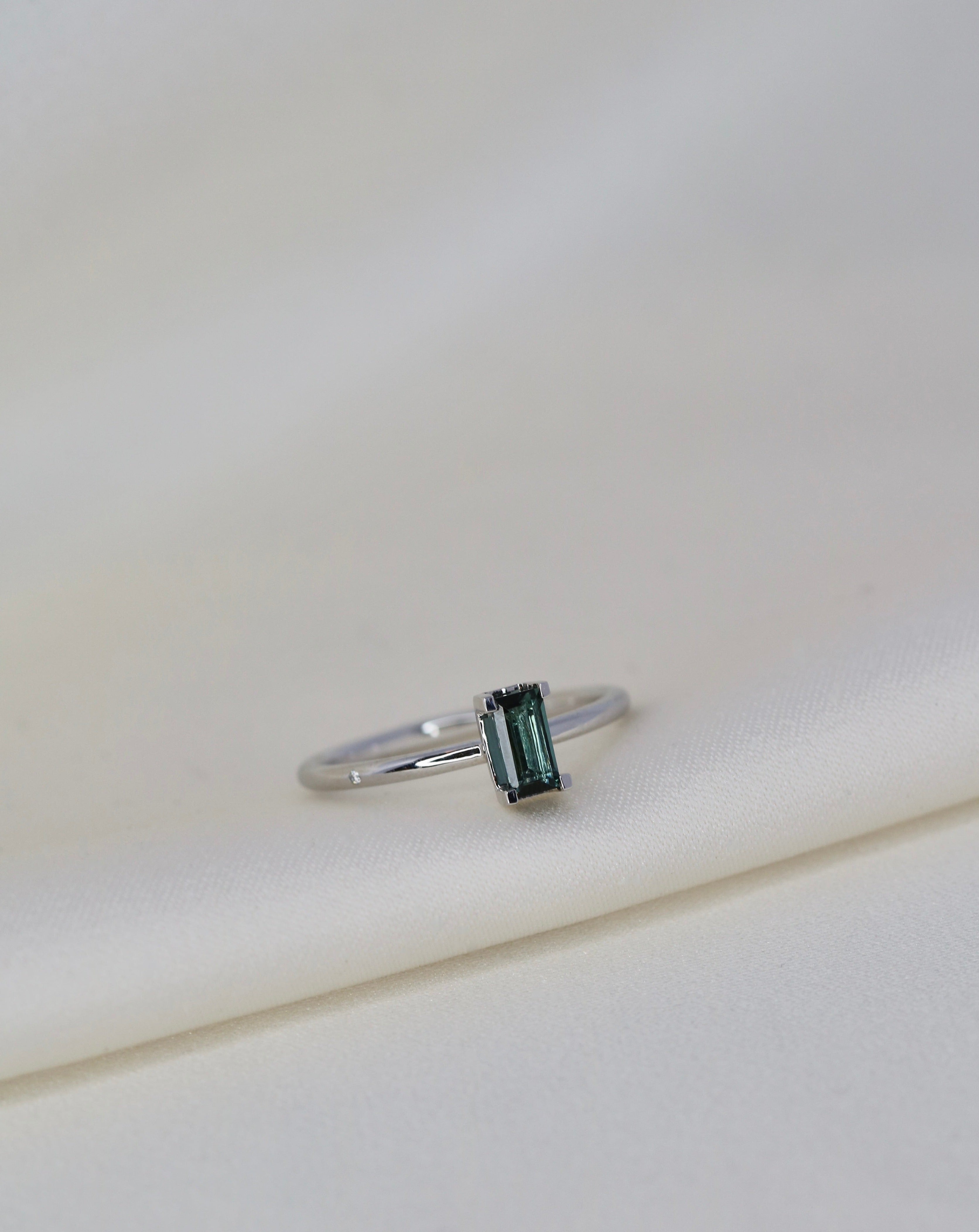 Nord Green Ring S Turned - 18kt Hvitt Gull